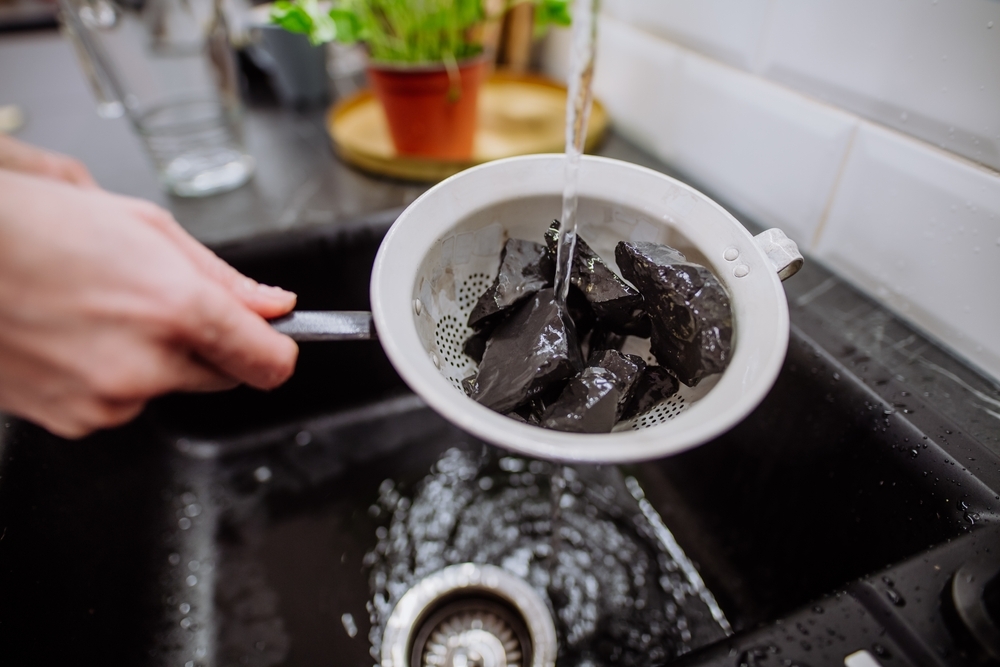 Cleaning Black Obsidian